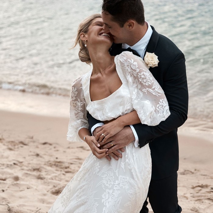 Cheap wedding dresses for beach wedding