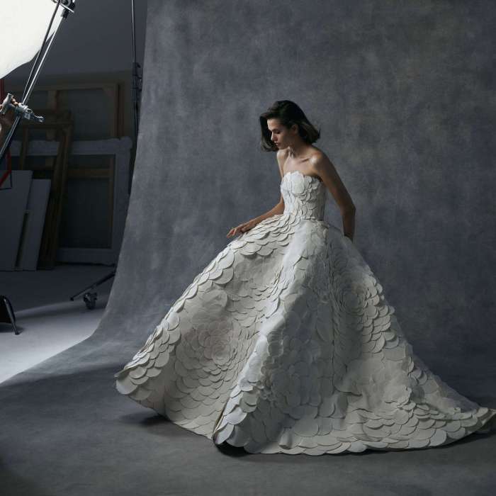 Oscar de la renta wedding dress price